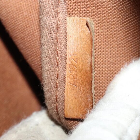 LOUIS VUITTON Monogram Saumur 35 Shoulder Bag M42254 LV Auth 108141 - Picture 11 of 16